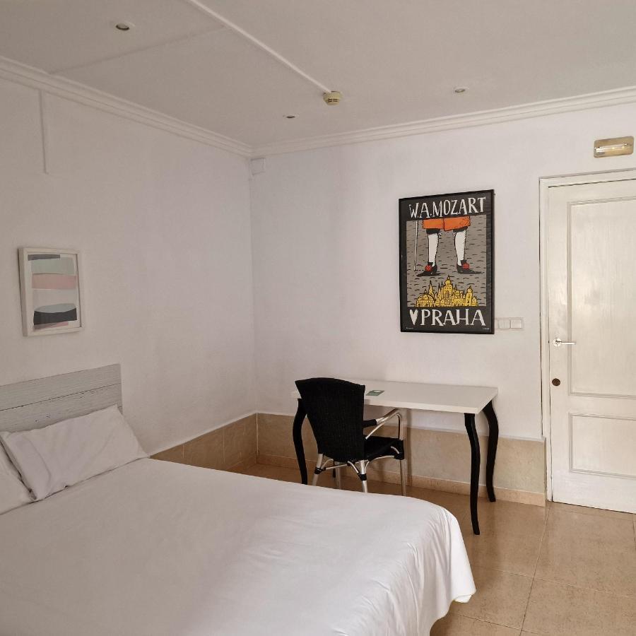 Hostal Alba La Mata  Exterior photo